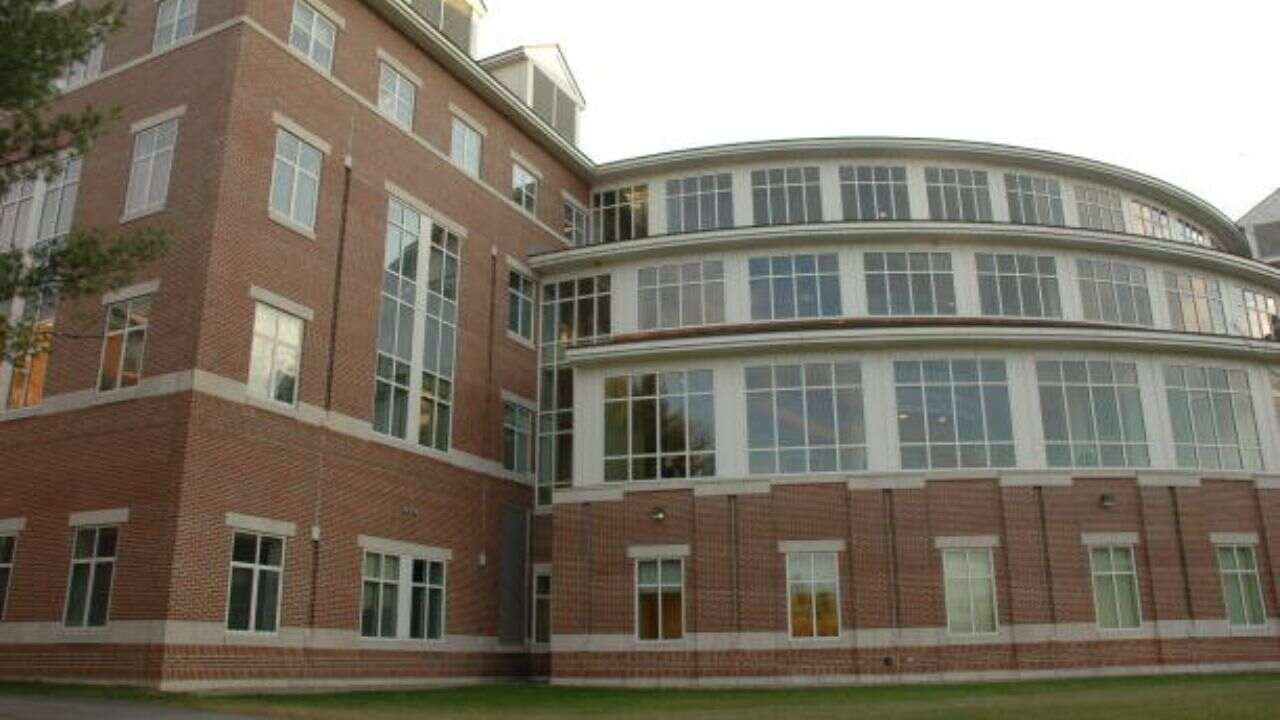 Silver Airways Lewistown Office in United States