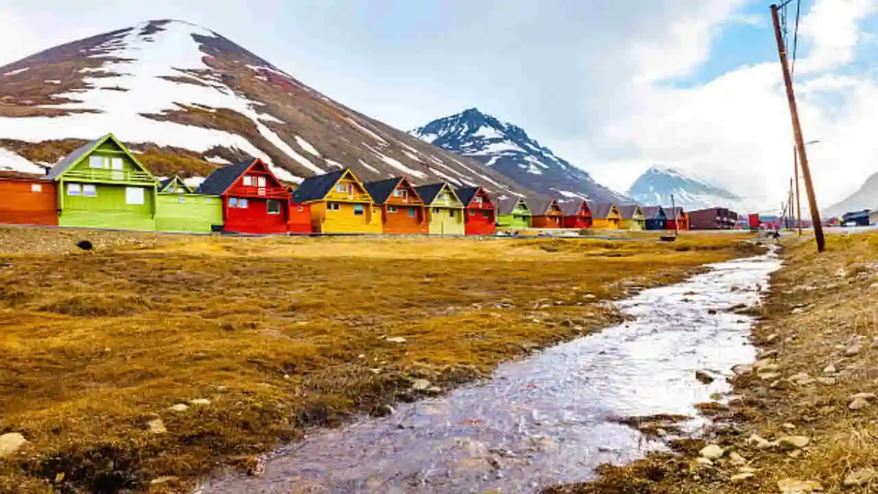 Norwegian Air Shuttle Longyearbyen Office in Norway