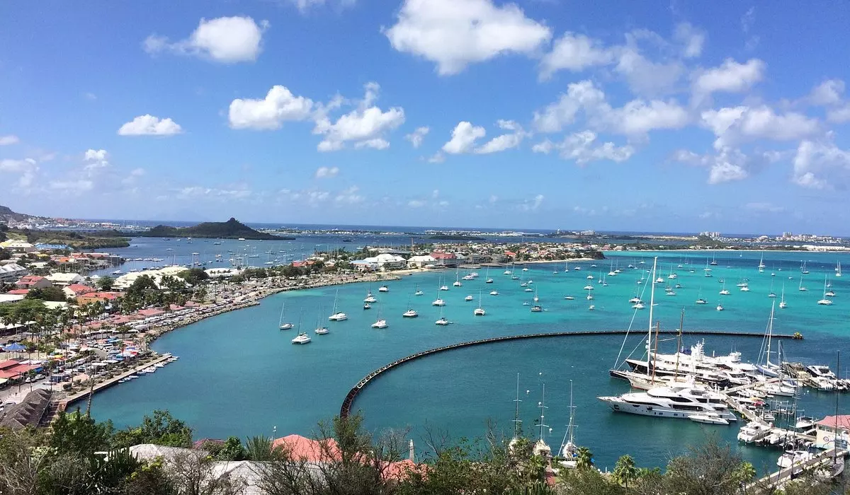 Caribbean Airlines Marigot Office in Dominica