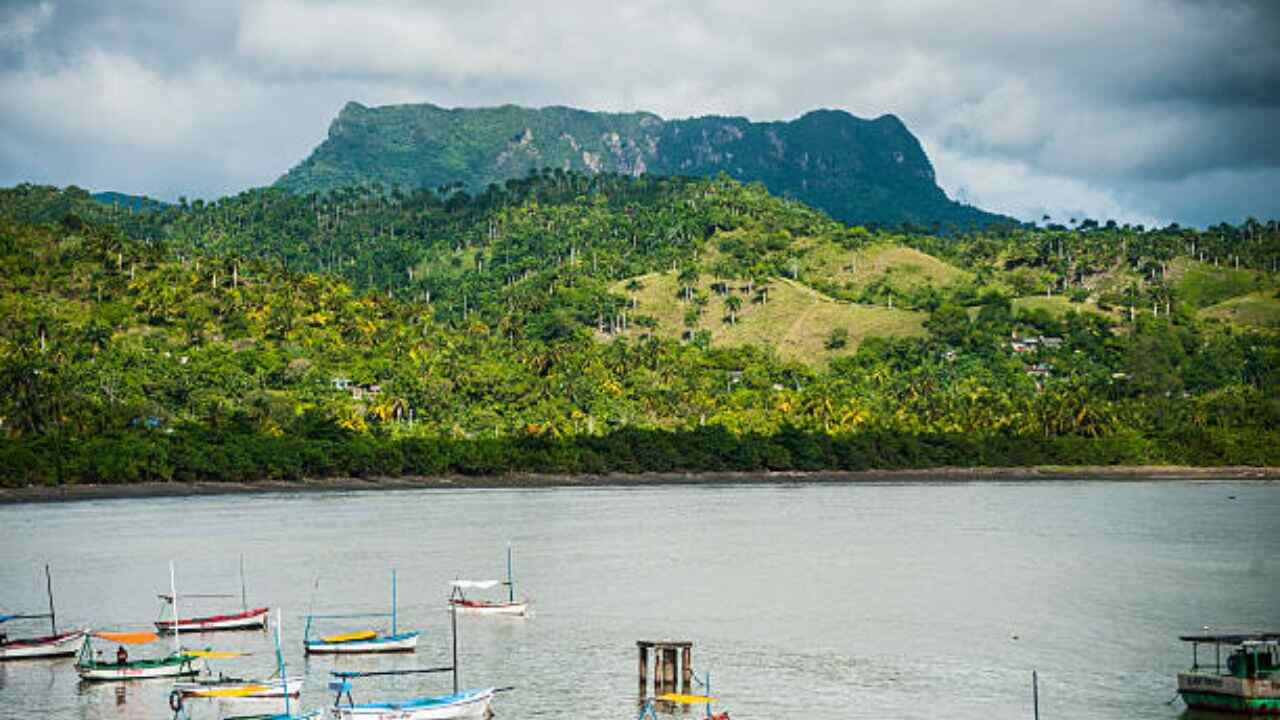 Cubana Airlines Guantanamo Office in Cuba
