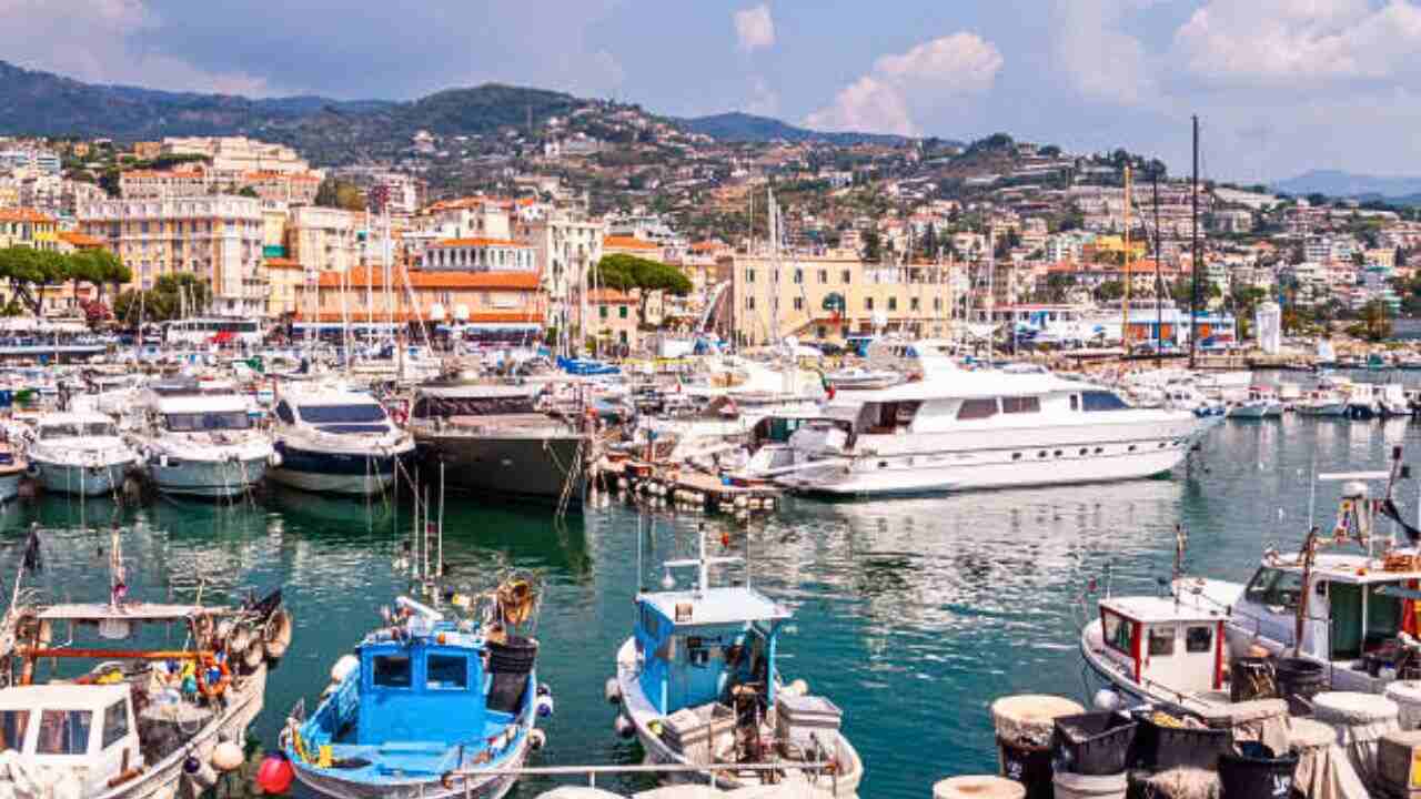 Air Corsica Porticcio Office in France